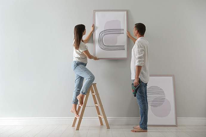 Couple Hanging Art